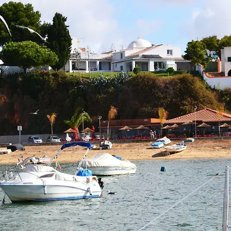 Вілла Vivenda Vau